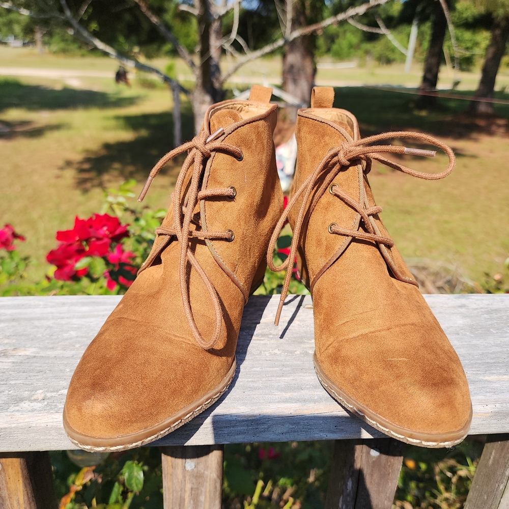 Franco Sarto Brown Wedge Ankle Booties Cognac Womens Sz 6 Comfy Fall Staple